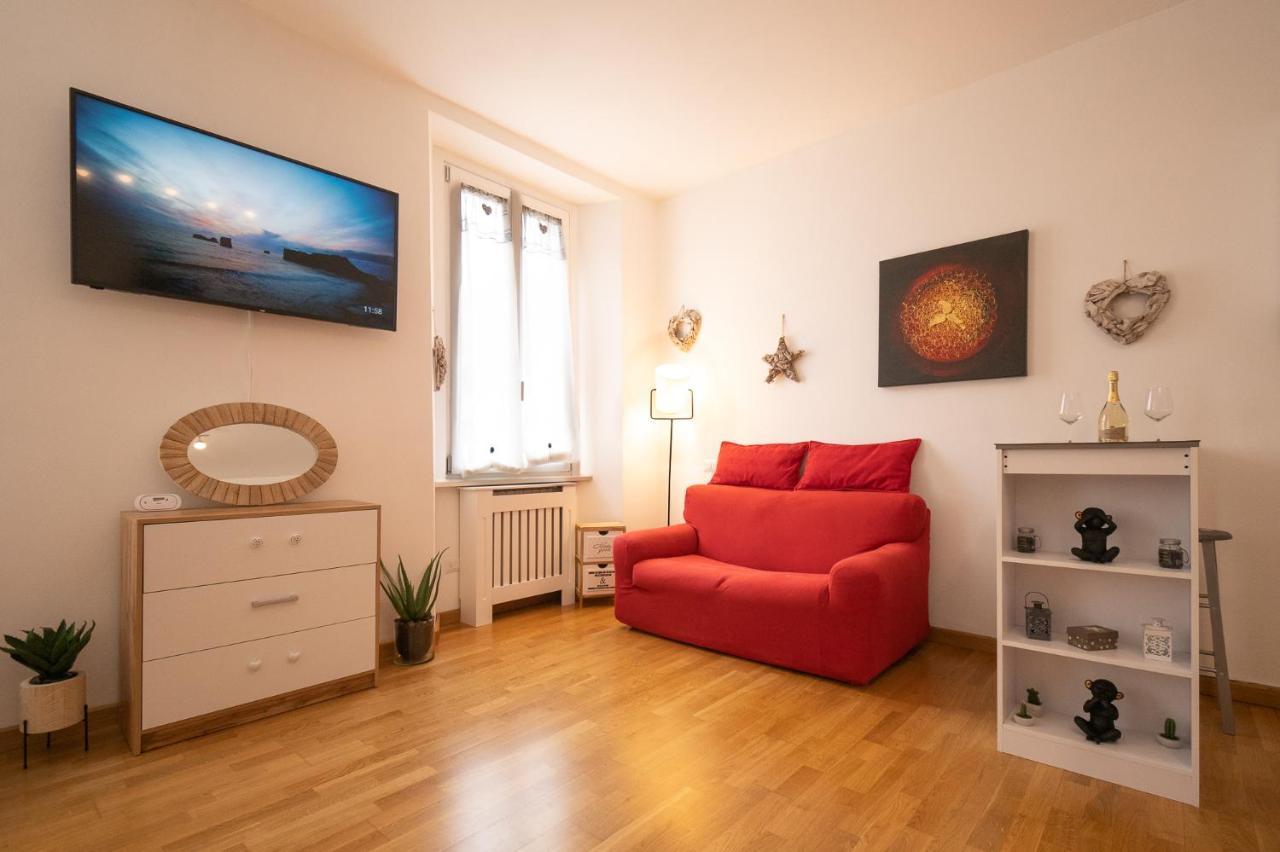 Portatorre Suite, A Charming Apartment In The Heart Of Como, Free Private Parking, Air Conditioning & More! Exterior photo
